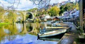 Boating in Knaresborough. Marigolds Cafe. Things to do in Harrogate and Knaresborough. Days out. Activities in North Yorkshire.
